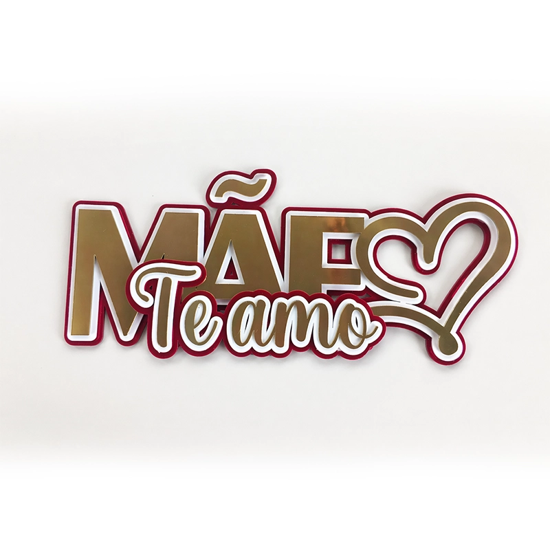 Topo de Bolo Mãe Te Amo 3D Dourado com Coração